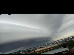 Heboh Awan Tsunami yang Kini Muncul di Tanah Sulawesi