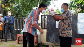 Gibran Gunakan Hak Pilih di TPS 22 Manahan