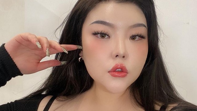Holy beauty vlogger asal Korea Selatan