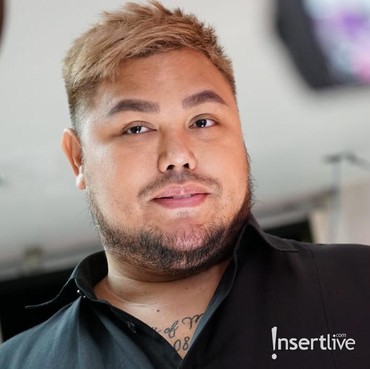 Ivan Gunawan Berikan Motor pada Bapak Penempuh 15 KM Demi Vaksin