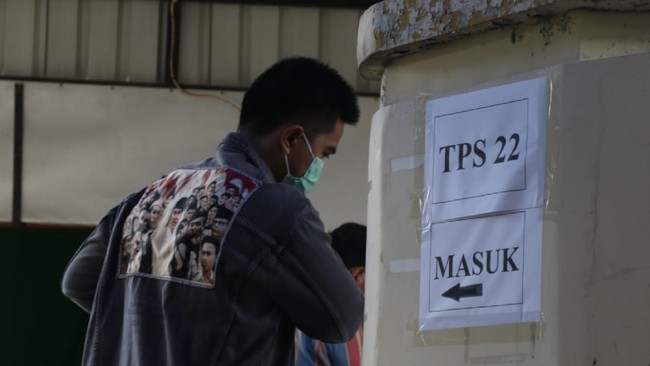 Putra bungsu Presiden Jokowi, Kaesang Pangarep mendoakan yang terbaik untuk kakaknya, Gibran Rakabuming Raka, di Pilkada Solo.