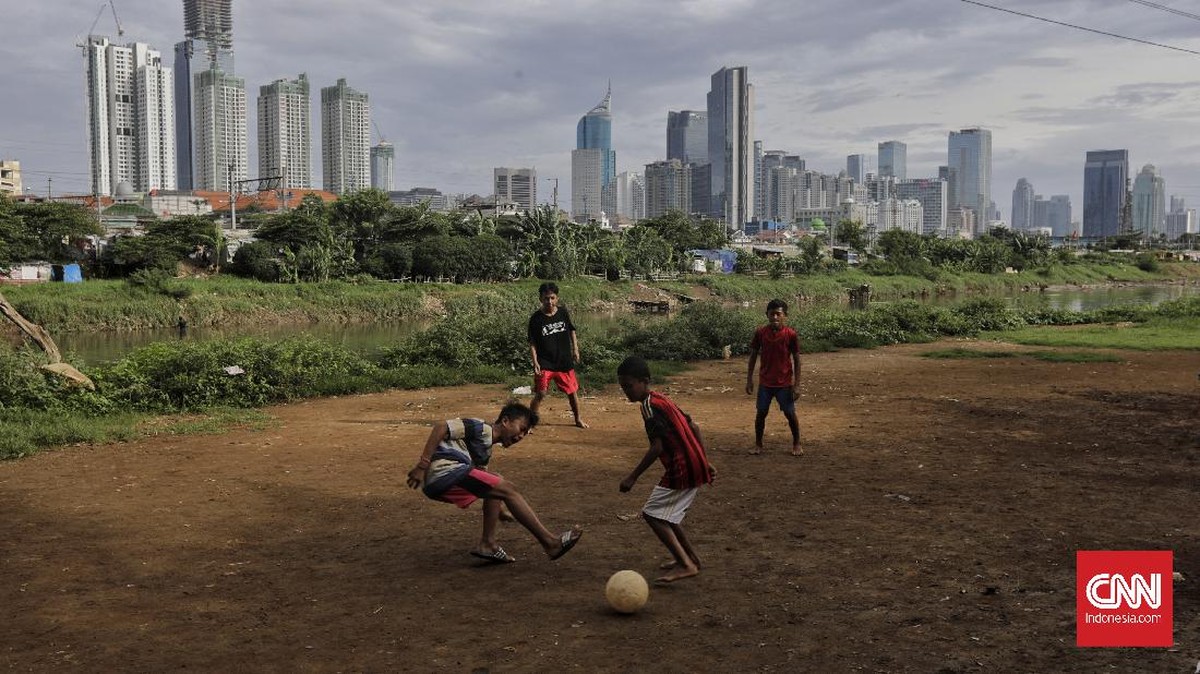 FOTO: Potret Pembinaan Sepak Bola yang Terlupakan