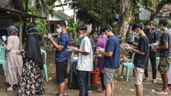 Mendagri Tito Karnavian menilai angka partisipasi pemilih sekitar 60-70 persen cukup baik karena Pilkada 2020 digelar di tengah pandemi Covid-19.