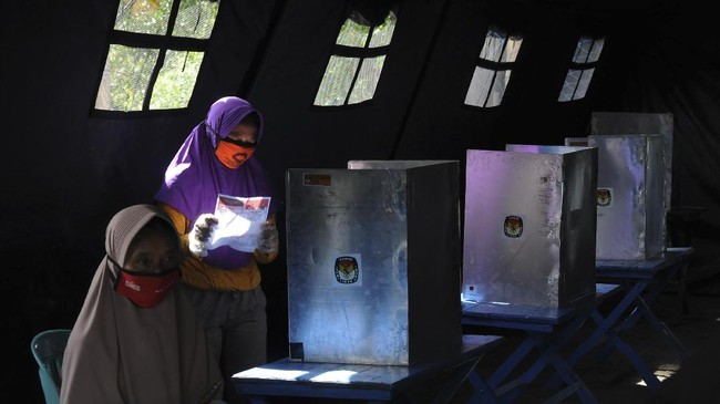 Komisi II DPR RI menyebut kemungkinan besar pelaksanaan Pemilu 2024 akan digelar pada 21 Februari.