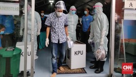 Rapat Pleno KPU Tasikmalaya Ricuh, 3 Polisi Terluka