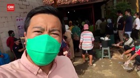 VIDEO: Vlog Warga Berkumpul di TPS Tak Jaga Jarak