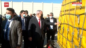 VIDEO: Netanyahu Memeriksa Kiriman Vaksin Corona untuk Israel