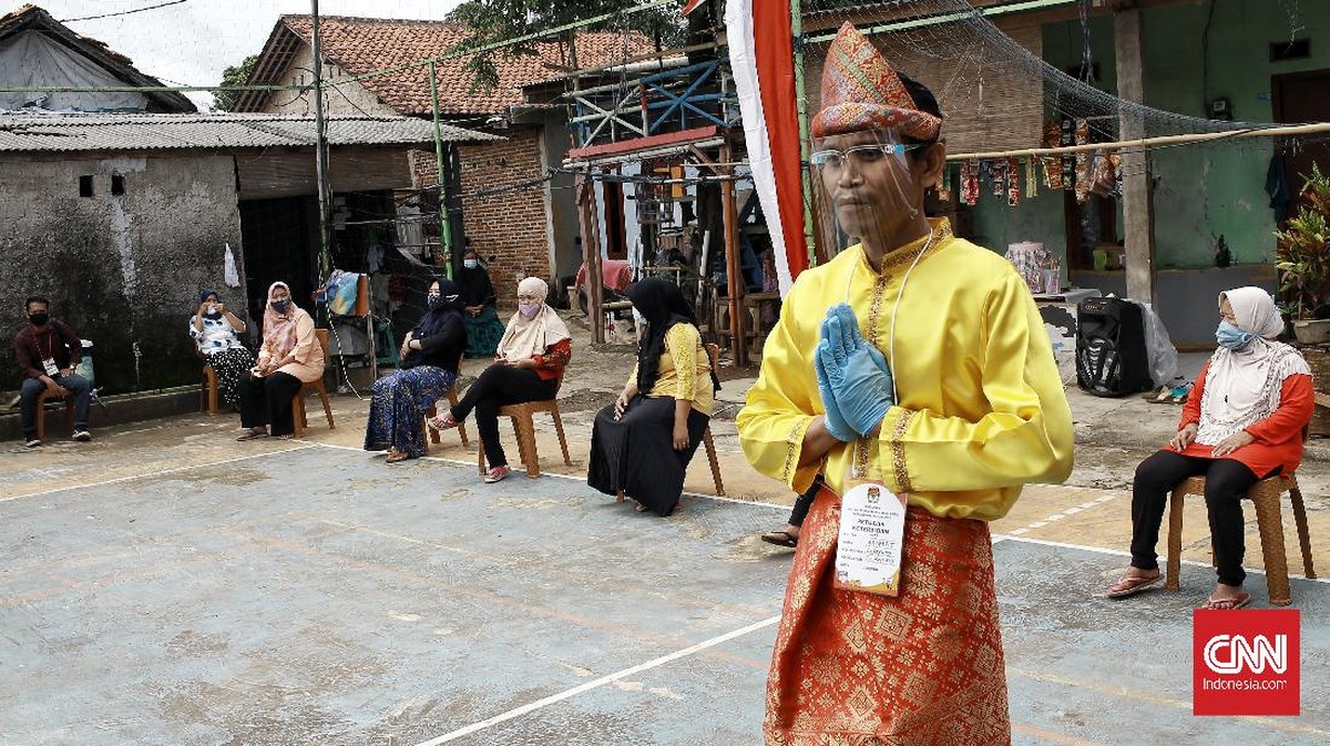 FOTO: Pilkada Depok dan Protokol Kesehatan di TPS