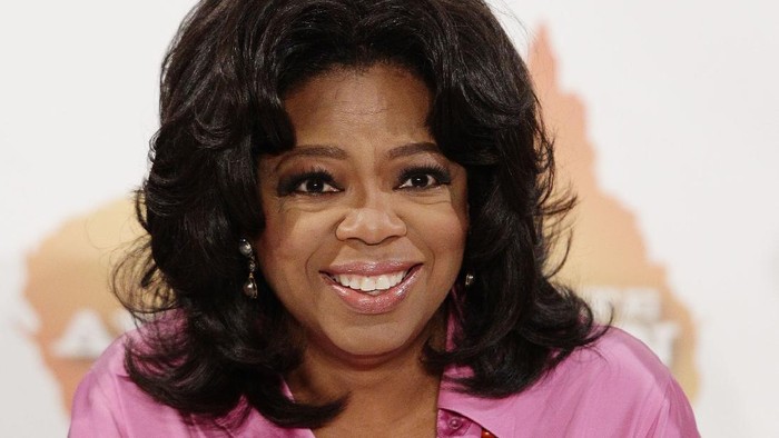 SYDNEY, AUSTRALIA - DECEMBER 14:  Oprah Winfrey speaks during a media conference ahead of the first taping of the 
