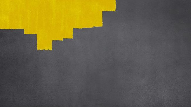 Pantone akhirnya mengumumkan Color of the Year yang bakal menjadi panduan di 2021 yaitu kuning dan abu-abu. 