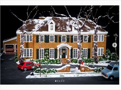 Keren! Gingerbread House Rumah Kevin Home Alone Karya Baker Indonesia