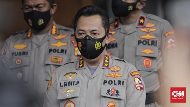 Kapolri Jenderal Listyo Sigit Prabowo menunjuk Kombes Ade Ary Syam Indradi untuk mengisi jabatan sebagai Kapolres Metro Jakarta Selatan.