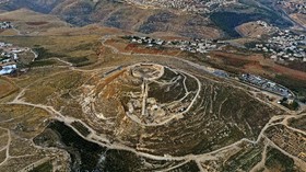 FOTO: Temuan Baru Struktur Benteng Raja Herodes di Israel