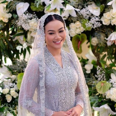 Segera Menikah, Intip Potret Mesra Yura Yunita dan Kekasih