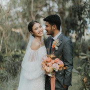 10 Momen Romantis Pengantin Baru Influencer Melody Amadea dan Suami