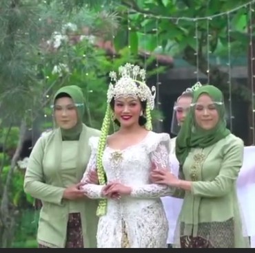 Sah! Yura Yunita Resmi Dinikahi Donne Maula