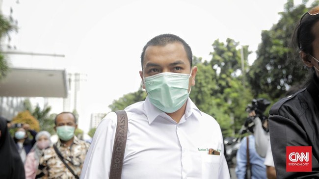 Aziz menduga selama ini kanal Front TV kerap dipermasalahkan oleh pihak YouTube Indonesia.