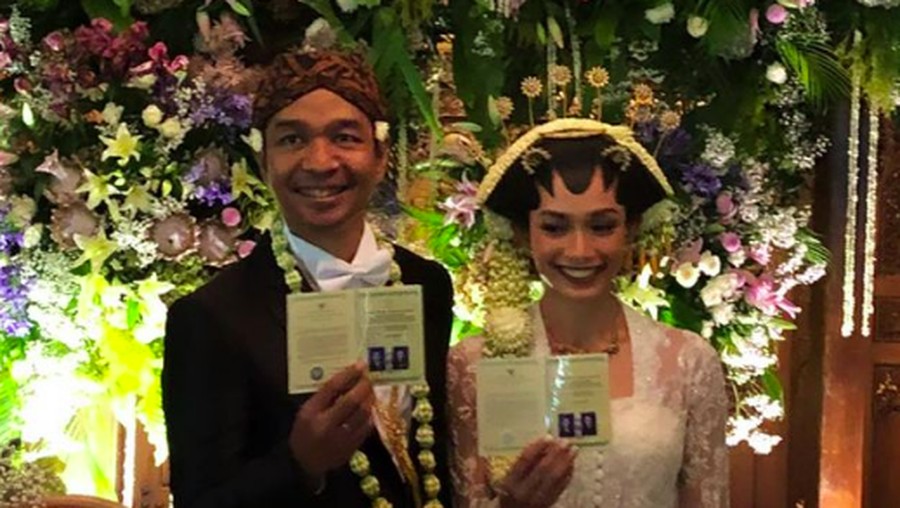 Dimas Djay & Faradina Mufti
