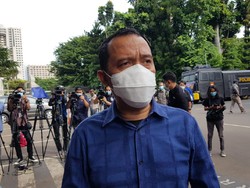 Pengacara Pastikan Menantu HRS Akan Hadir Pemeriksaan Kasus Tes Swab