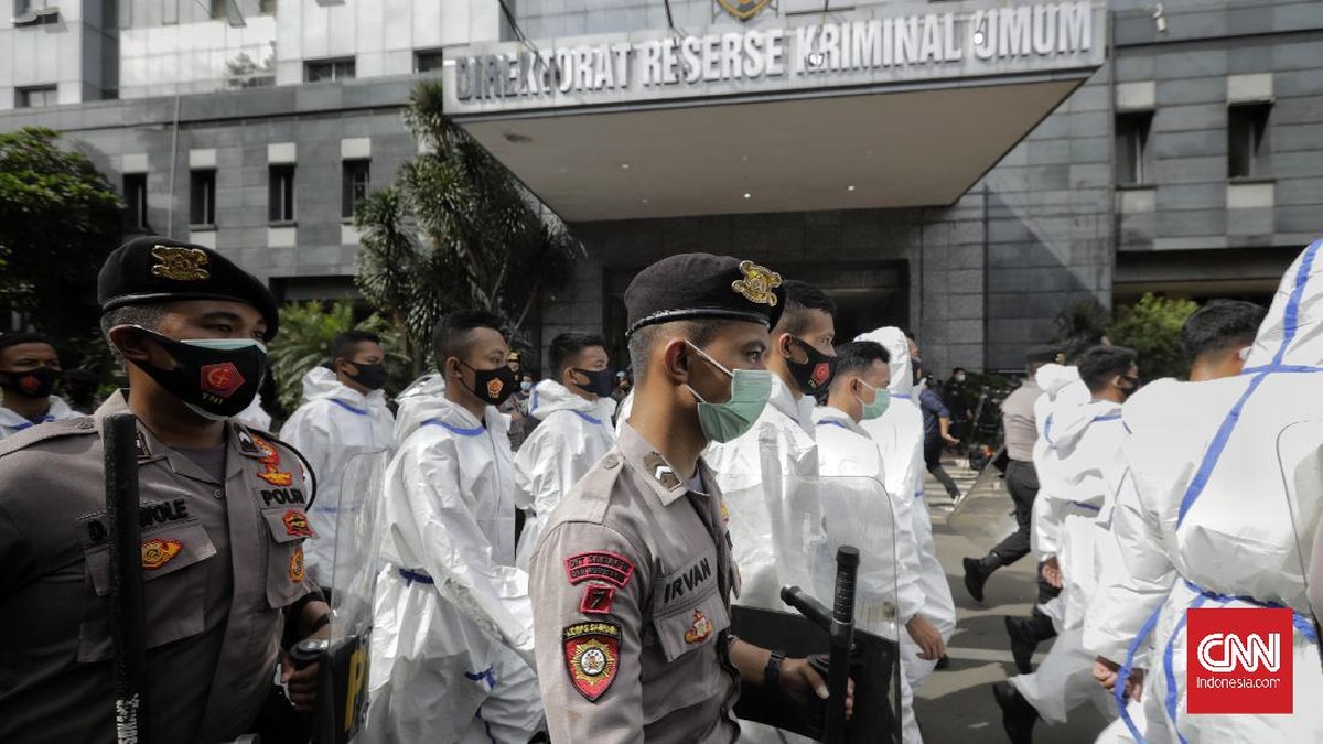 FOTO: Rizieq Shihab Jalani Pemeriksaan di Polda Metro