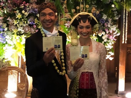 5 Potret Dimas Djay dan Faradina Mufti yang Menikah di Tanggal Cantik
