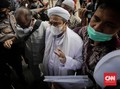 Rizieq Hadirkan Epidemiolog & Ahli Bahasa di Sidang Kerumunan