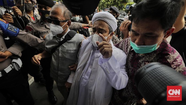 Rizieq masih banding atas tiga vonis yang diberikan hakim di tiga perkara berbeda. Dia bisa dipenjara sampai 2025, kurang dari itu atau bebas dari hukuman.