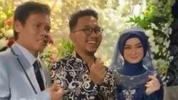 Viral pernikahan mantan