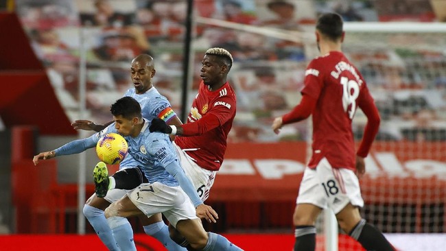 Duel derby Manchester United vs Manchester City berjalan hambar, dengan minim peluang sepanjang pertandingan berlangsung.