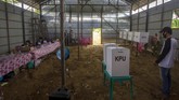 FOTO: Pemungutan Suara Ulang Pilkada 2020 Sejumlah wilayah menggelar Pemungutan Suara Ulang (PSU) Pilkada Serentak 2020 karena ditemukan berbagai pelanggaran.