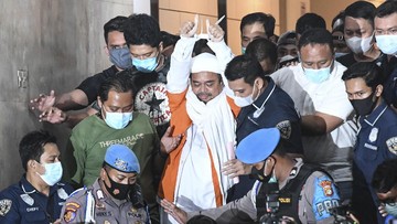 FPI Sebut Polisi Terlalu Memaksakan Jerat Hasut Rizieq Shihab Kuasa hukum FPI menyatakan Rizieq Shihab tak sepatutnya dijerat pasal penghasutan lantaran sudah dijatuhi sanksi administratif kerumunan saat PSBB di Jakarta.