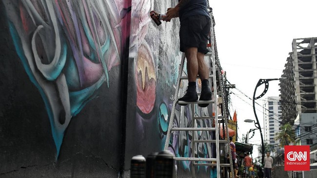 FOTO: Menggairahkan Jalan Jaksa Lewat Mural