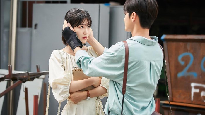 3 Zodiak Ini Butuh Kepastian dalam Hubungannya, Jangan Suka Digantung Ya!