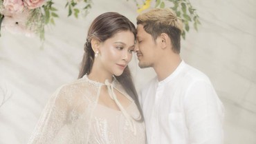Selamat! Syamsir Alam & Bunga Jelitha Dikaruniai Anak Pertama