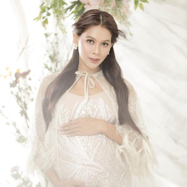 Rawat Anak Tanpa Bantuan Pengasuh, Bunga Jelitha Sampai Lupa Urus Diri Sendiri