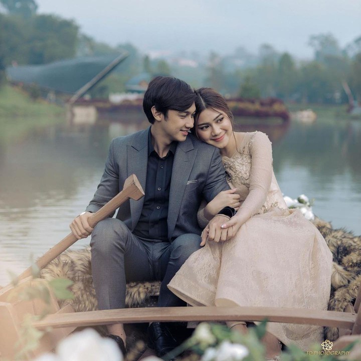 <p>Setelah pacaran selama 7 tahun, Felicya Angelista dan Caesar Hito akhirnya memutuskan untuk melangkah ke jenjang yang lebih serius. (Foto: Instagram @felicyangelista_)</p>