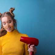 6 Kesalahan Ini Sering Dilakukan Pengguna Hair Dryer, Kamu Sering Melakukannya Juga?