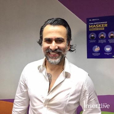 Hot Daddy di Usia 50 Tahun, Jeremy Thomas Bagi Rahasia Awet Muda