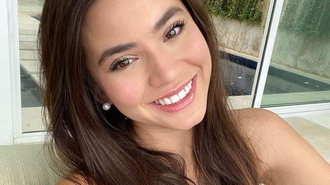 Karen Nijsen yang digosipkan tengah dekat dengan Gading Marten, diketahui model berdarah campuran Indonesia dan Belanda.