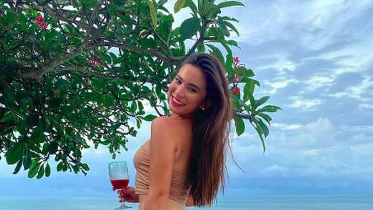 Karen Nijsen yang cium mesra Gading Marten&period;