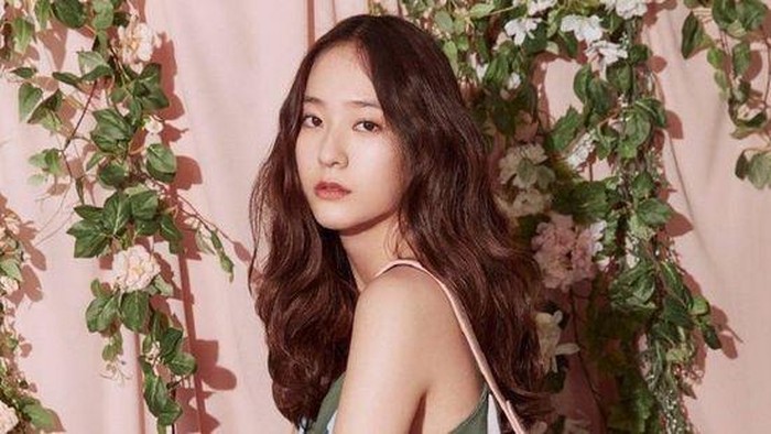 Kesalahan-Kesalahan Makeup yang Bikin Gagal Glowing Kesalahan-Kesalahan Makeup yang Bikin Gagal Glowing
