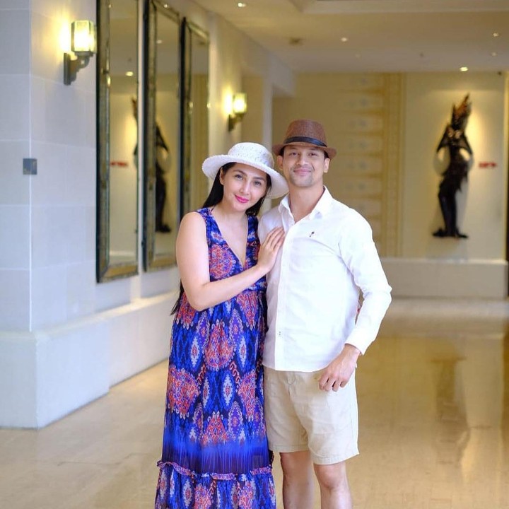<p>Pasangan ini sering jalan-jalan bersama. Foto-fotonya mesra, Bunda. (Foto: Instagram _veronicaperdana)</p>