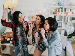 #DiRumahAja, Ini 5 Cara Asyik Nikmati Libur Tahun Baru