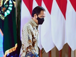 Jokowi: Vaksinasi COVID-19 Segera Dilakukan untuk Capai Herd Immunity