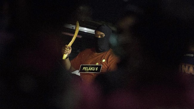 Polri mengaku masih fokus perkara hukum pidana unlawful killing. Setelah proses itu rampung, barulah polisi akan menyelesaikan proses etik.