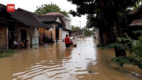 VIDEO: Bengawan Solo Meluap Ratusan Rumah Terendam Air