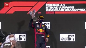 img-title VIDEO: Kemenangan Verstappen Tutup Musim Balap F1 2020
