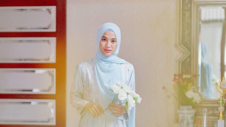 Alyssa Soebandono Istri Idaman, Suapi Suami hingga Ajak Anaknya ke Dapur