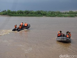 Debit Sungai Bengawan Solo di Lamongan Masuk Level Siaga