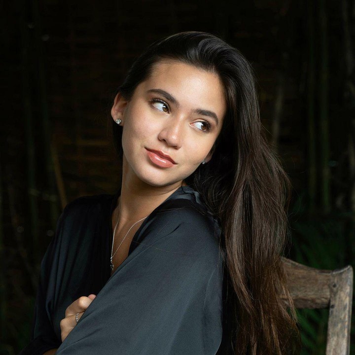 <p>Karen masih muda lho, Bun. Usianya masih 20 tahun. (Foto: Instagram @karennijsen)</p>